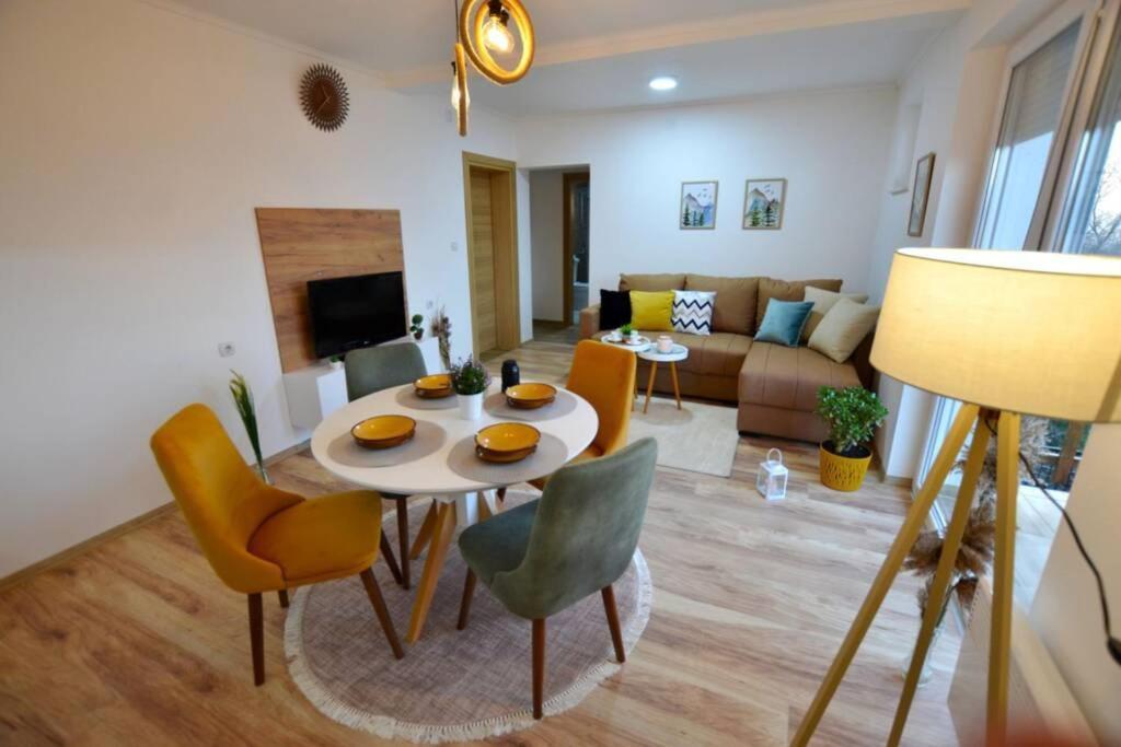 View Apartments Belasica Mokrijevo Eksteriør billede
